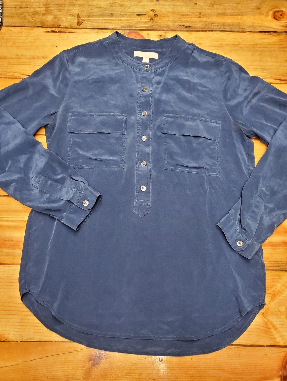 Banana Republic 100% Silk Blouse S Blue Button Front Pocket Top Luxury